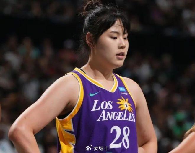 开云体育网站入口-关于WNBA新星横空出世，女篮未来可期！的信息