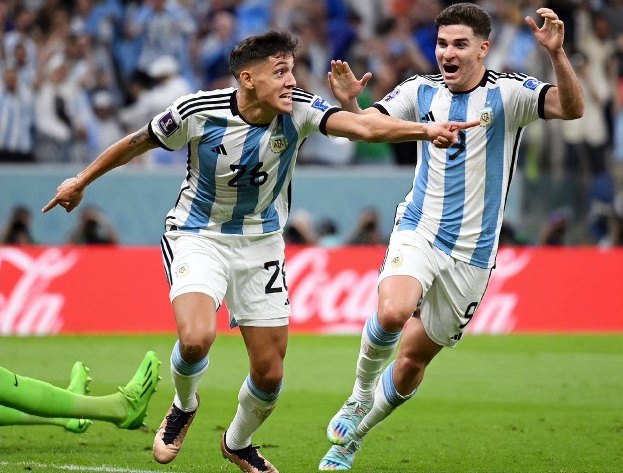 球星儿子踢球合集:足球基因太强大的简单介绍 球星儿子踢球合集:足球基因太强大的简单介绍