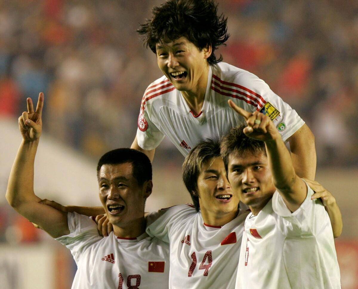 开云体育在线登录-2002世界杯20周年：中国足球的巅峰与低谷的简单介绍