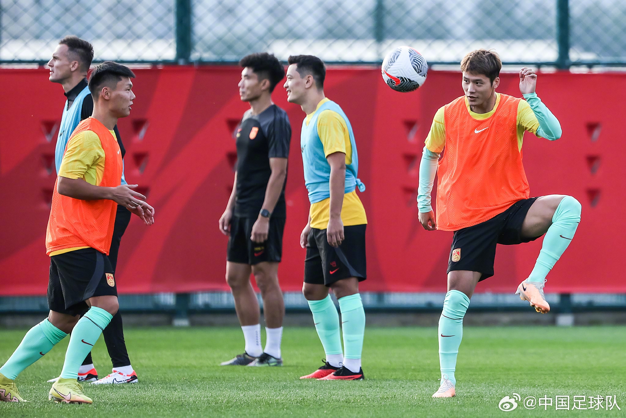 开云体育网址-青训体系与国家队表现关系研究 