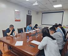 开云体育网址-关于种族歧视屡禁不止，维尼修斯事件后足坛如何应对？的信息