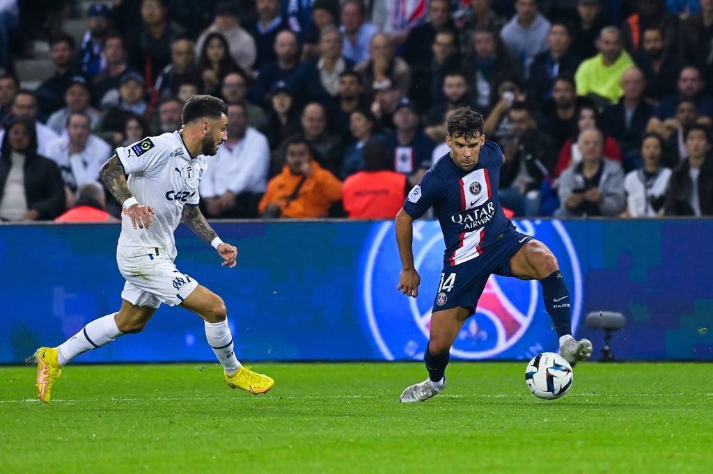 “法甲联赛的新规,如何影响比赛的进程?”的简单介绍 “法甲联赛的新规,如何影响比赛的进程?”的简单介绍