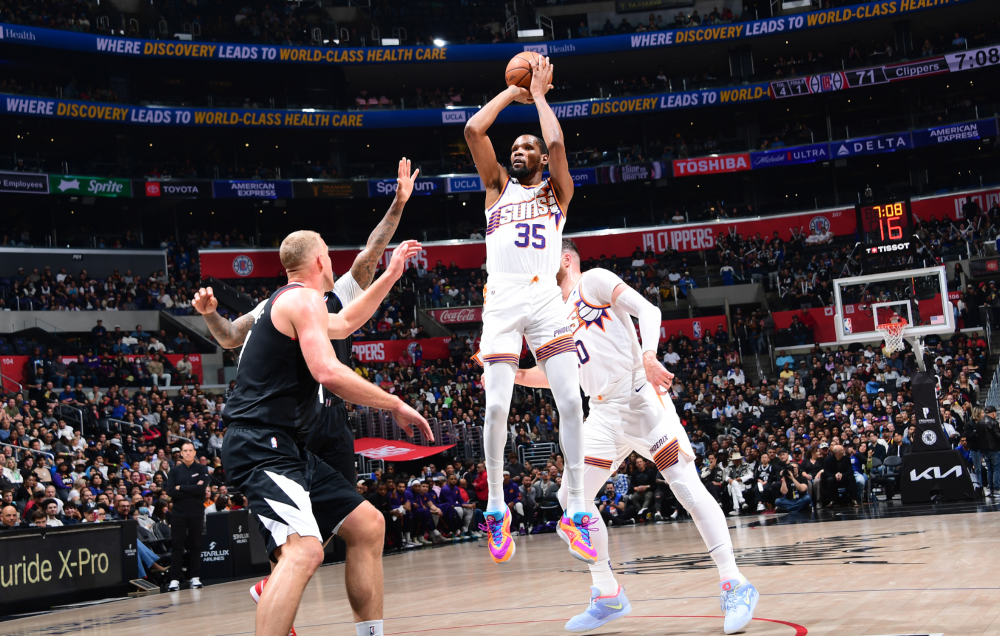 太阳三巨头合体,首轮横扫对手晋级 太阳三巨头合体,首轮横扫对手晋级