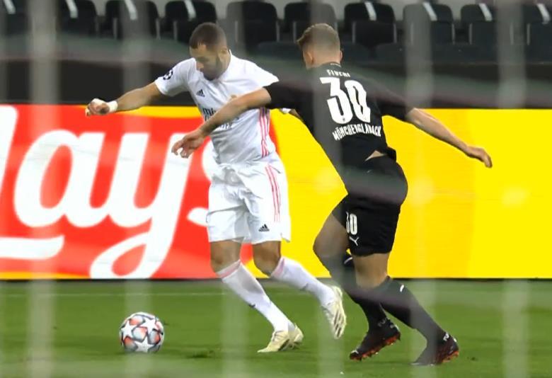 开云体育在线登录-西甲裁判判罚争议汇总 