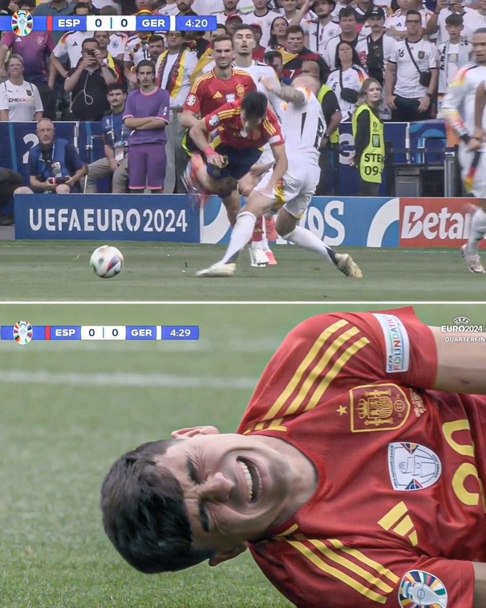 开云体育网址-世界足坛最尴尬红牌合集 