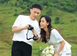 开云体育网址-浪漫：奥运冠军赛场求婚成功 