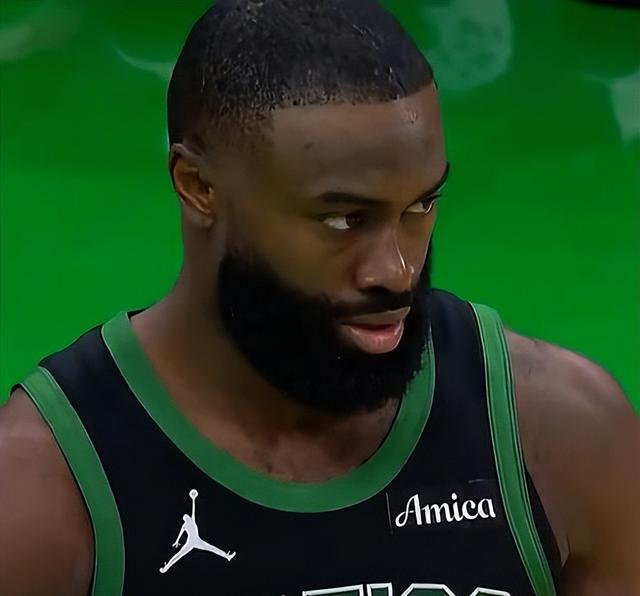 关于塔图姆60分!凯尔特人逆转尼克斯创队史纪录的信息 关于塔图姆60分!凯尔特人逆转尼克斯创队史纪录的信息