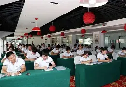 开云体育网址-退役运动员进校园：千名冠军当体育辅导员 