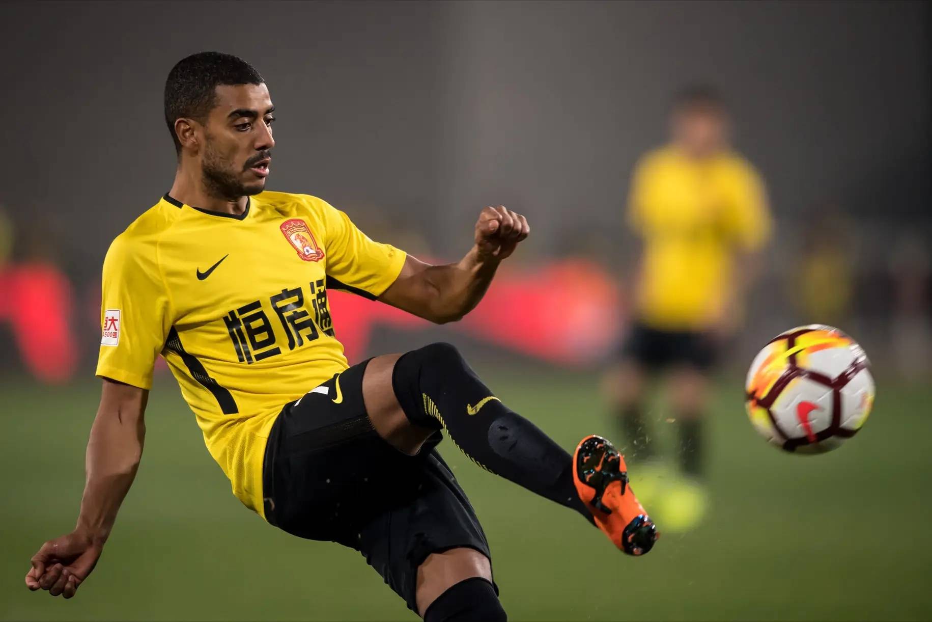 阿兰重返中超，加盟青岛海牛冲击世界杯的简单介绍