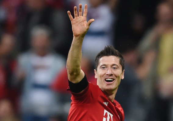 莱万多夫斯基9分钟5球：足球史上最疯狂纪录的简单介绍