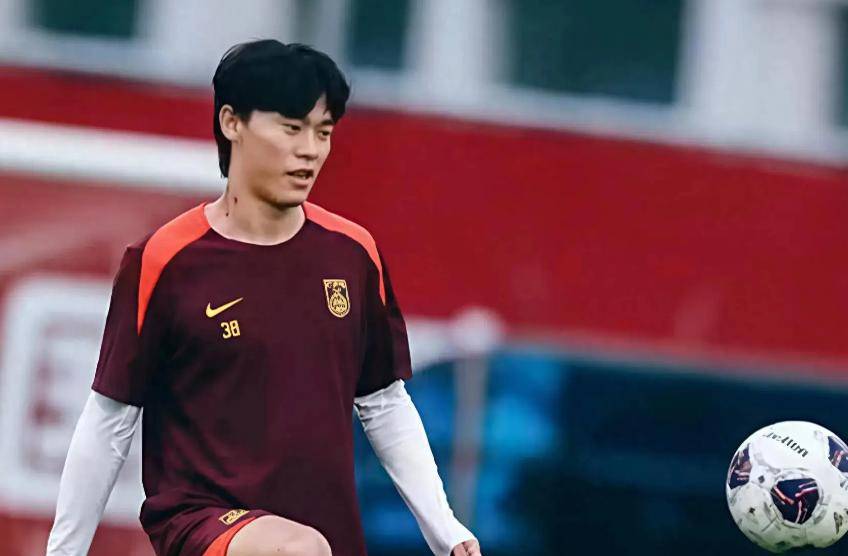 开云体育官网入口-中国足球青训调查：留洋球员仅剩5人 