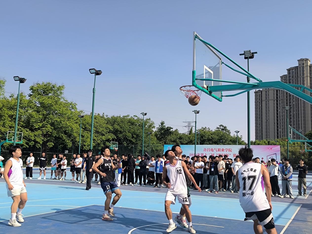 校园篮球赛燃爆！精彩回顾 