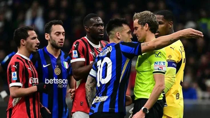 开云体育在线入口-包含AC米兰vs国际米兰：米兰德比的百年恩怨的词条