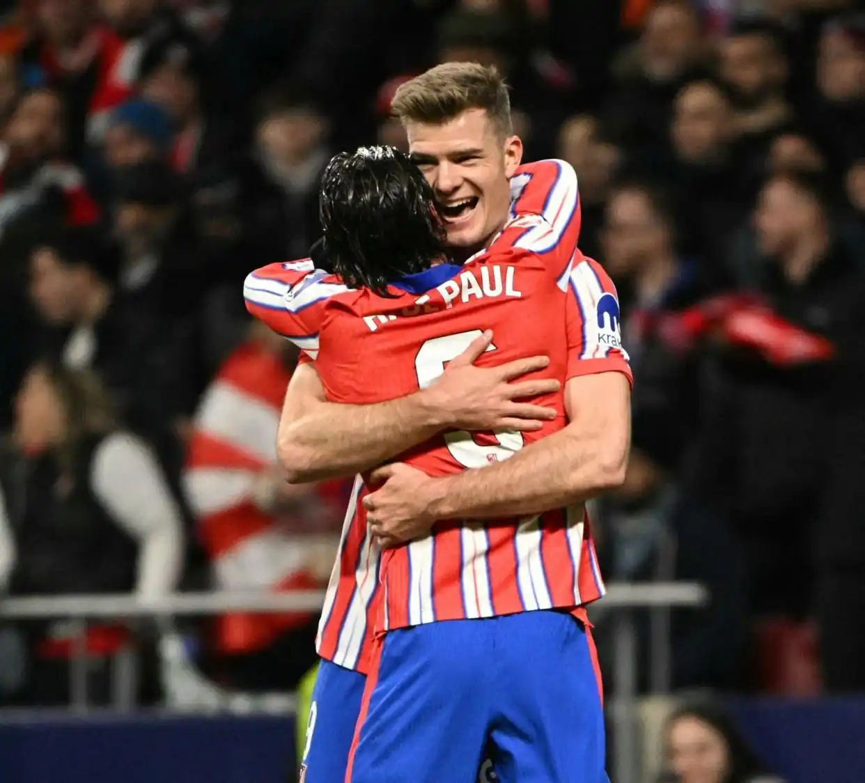 包含西甲金靴之争：贝林厄姆vs莱万？的词条